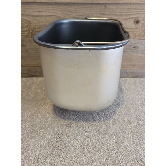 Sunbeam Oster 5826 Bread Maker Pan and Paddle and Book "Parts" - Picture 4 of 11